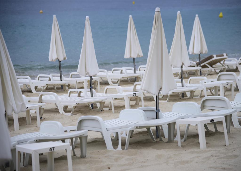 Auberge Du Cap Negre ル・ラヴァンドゥー エクステリア 写真