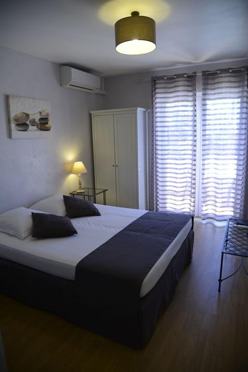 Auberge Du Cap Negre ル・ラヴァンドゥー 部屋 写真